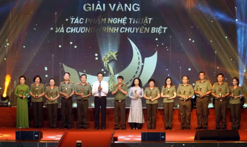 Bế mạc Liên hoan Truyền hình, Phát thanh CAND lần thứ XIII: Đổi mới, sáng tạo theo xu thế truyền thông hiện đại -3