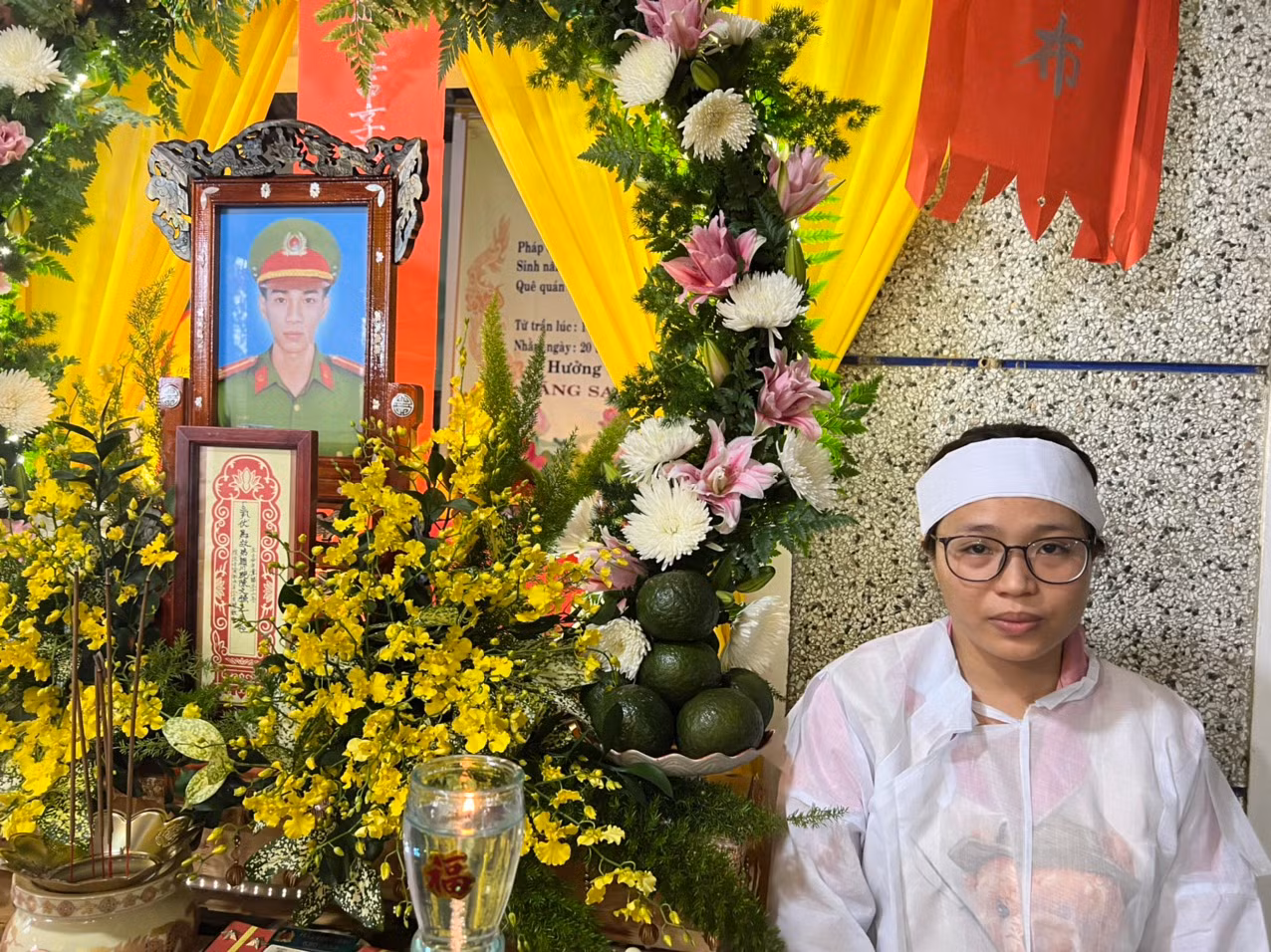 Trung úy Công an tử nạn trong trận mưa lụt lịch sử tại Đà Nẵng: “Nhà bị sạt lở mà con chưa về” -0