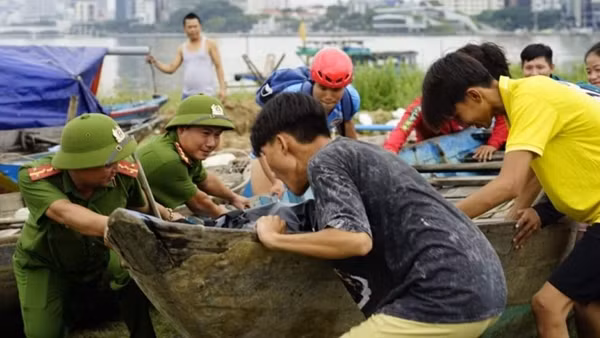 Công an các đơn vị, địa phương chủ động ứng phó với mưa lớn, lũ quét, sạt lở đất