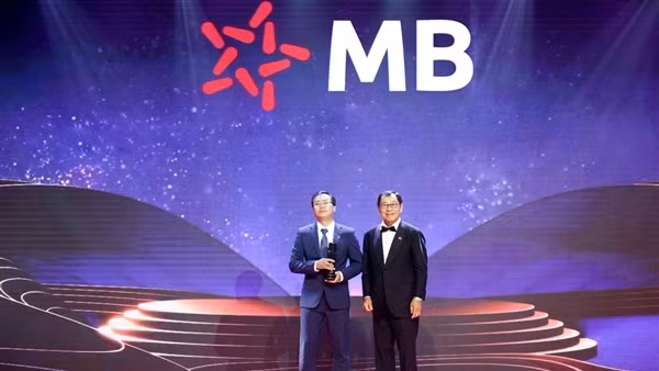 MB được vinh danh Doanh nghiệp xuất sắc châu Á 2022
