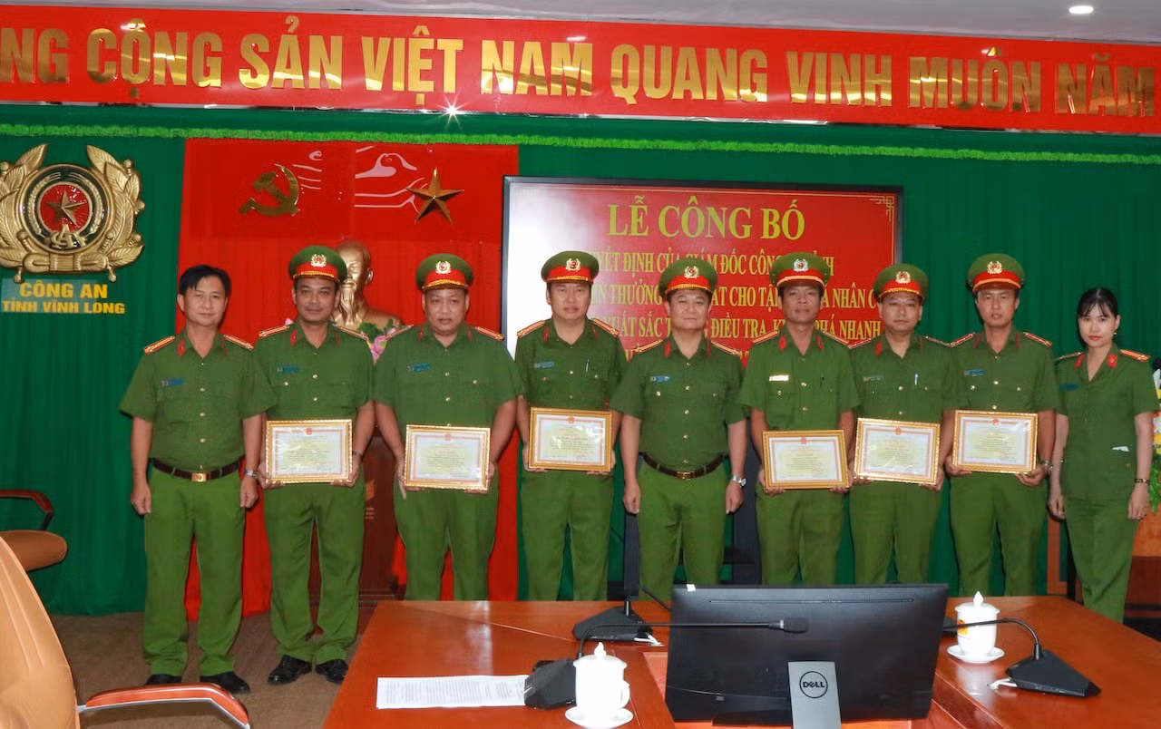 Khởi tố nam thanh niên giết bạn nhậu để cướp tài sản -0