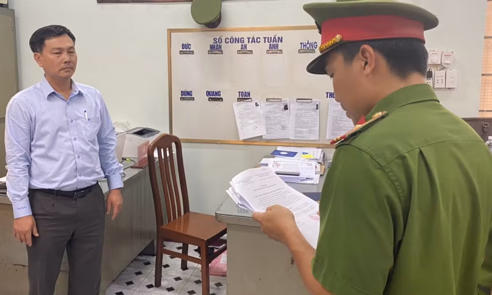 Bắt Tổng Giám đốc Công ty cổ phần Tín Nghĩa -0