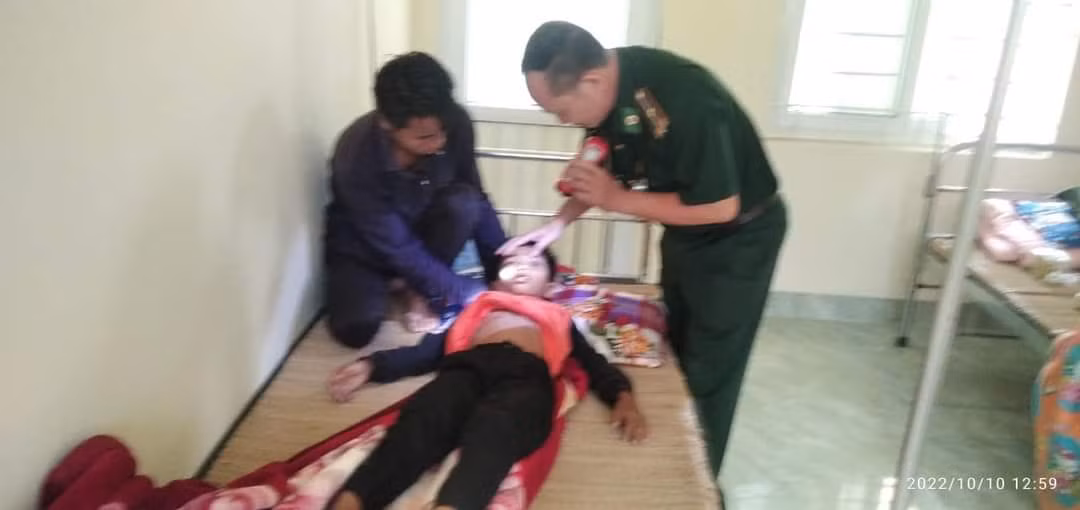 Cứu sống một học sinh lớp 4 đi câu cá bị đuối nước -0