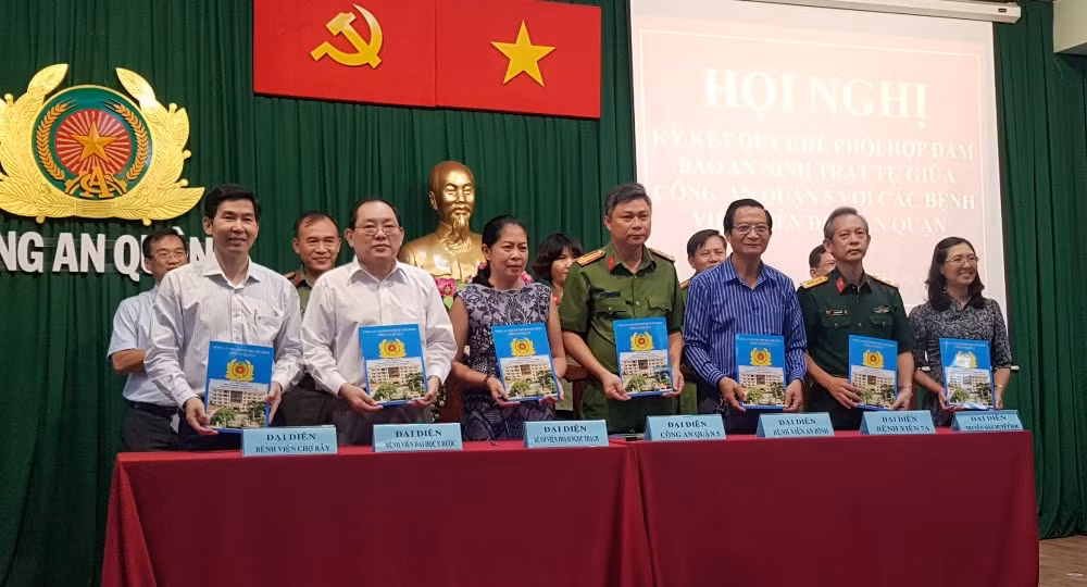 Tăng cường phối hợp bảo đảm ANTT khu vực các bệnh viện -0
