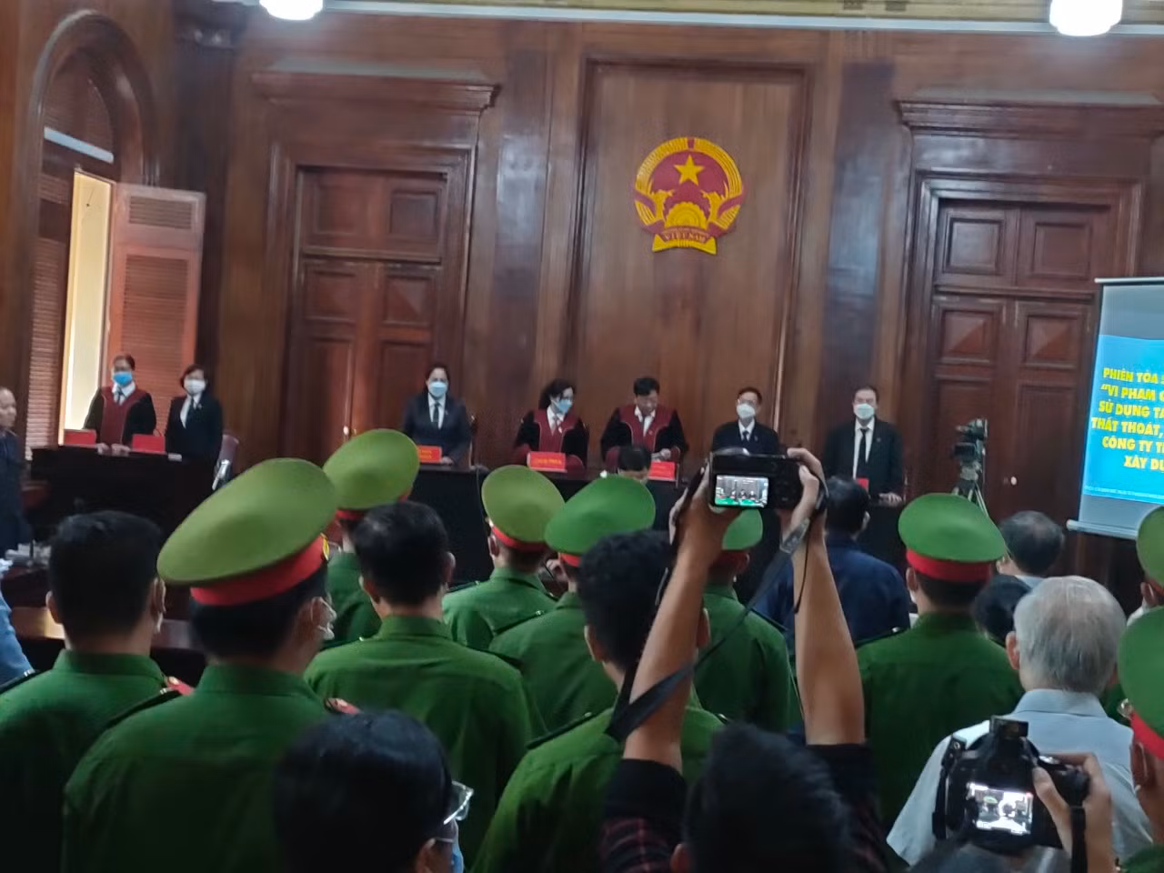 Xét xử Phó bí thư Thành ủy TP Hồ Chí Minh Tất Thành Cang và đồng phạm -0