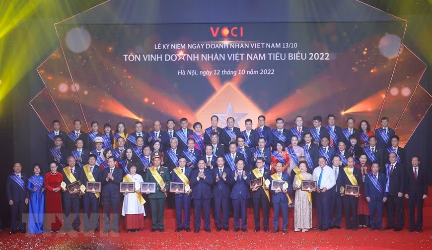 Thủ tướng đề nghị các doanh nhân trau dồi bản lĩnh nghề nghiệp và đạo đức kinh doanh -0