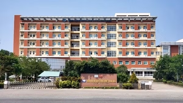 Kỷ luật 2 phó Giám đốc Bệnh viện Đa khoa Trung ương Quảng Nam