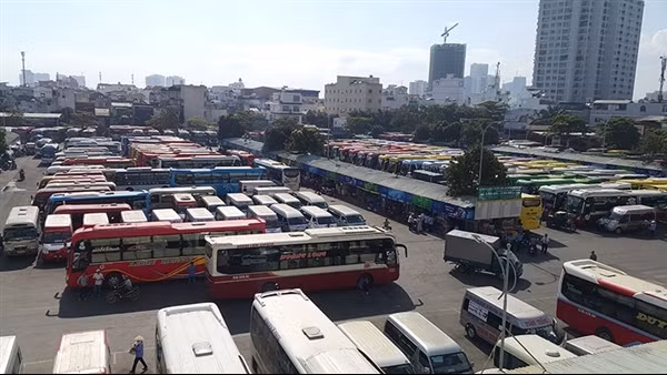 Hơn 400 đầu xe khách "mất tích" khỏi Bến xe Miền Đông mới