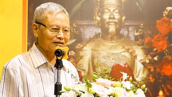 Tiến sĩ sử học Đinh Công Vỹ: Phác thảo những duyên nợ lịch sử
