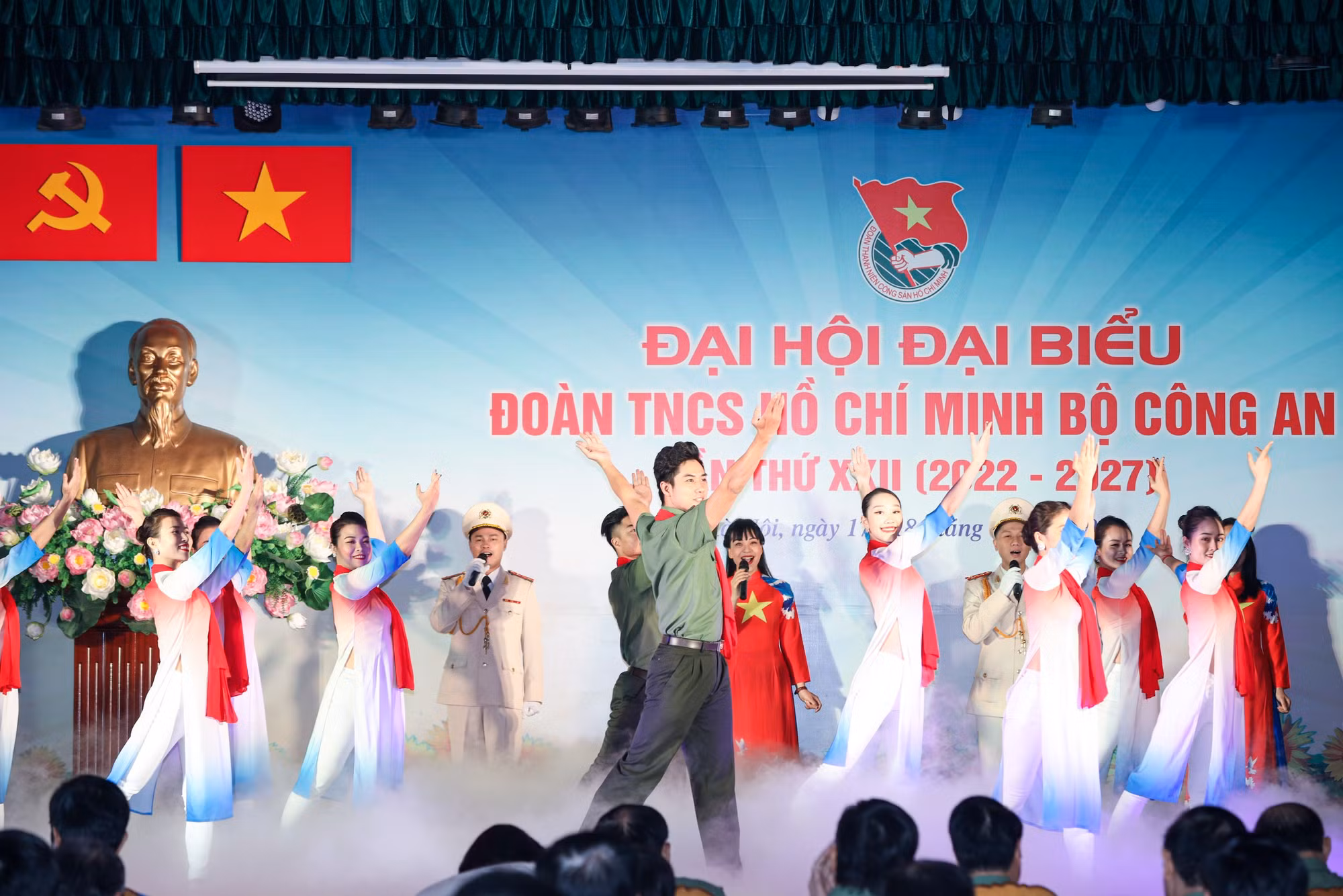 Khai mạc trọng thể Đại hội Đoàn Thanh niên Bộ Công an lần thứ XXII -0