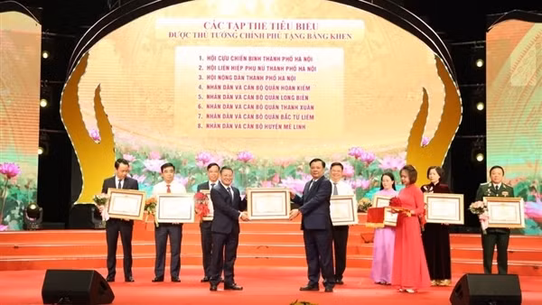 Hà Nội vinh danh công dân Thủ đô ưu tú năm 2022