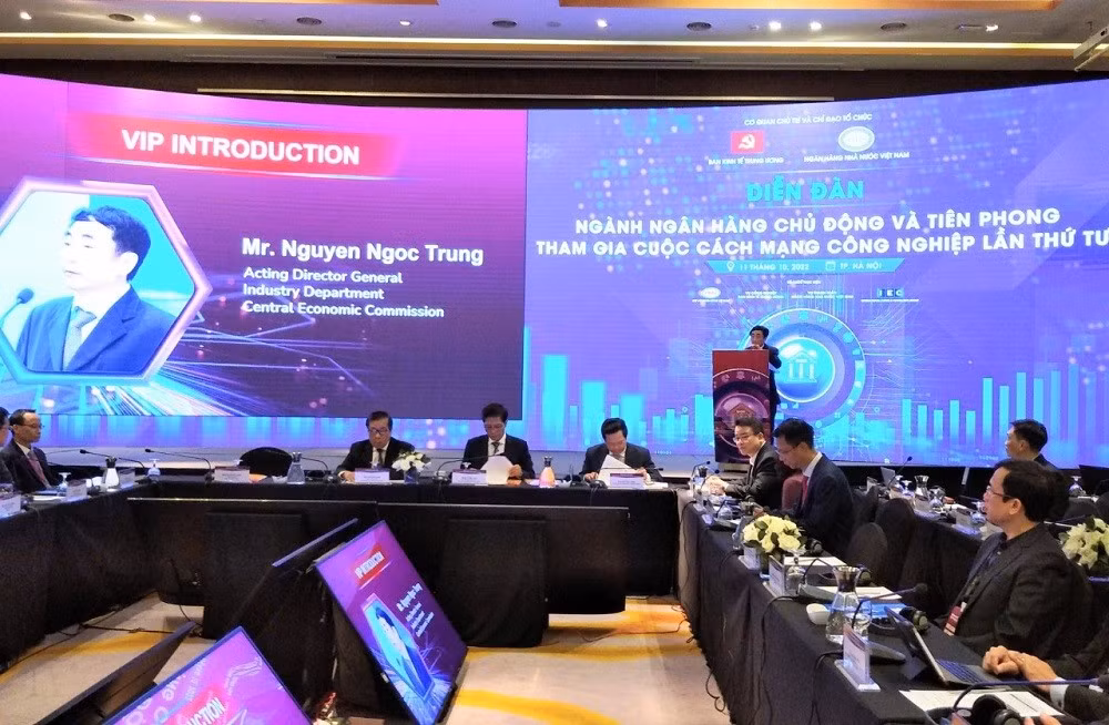 Diễn đàn chuyển đổi số ngân hàng kết hợp diễn tập phòng thủ không gian mạng -0