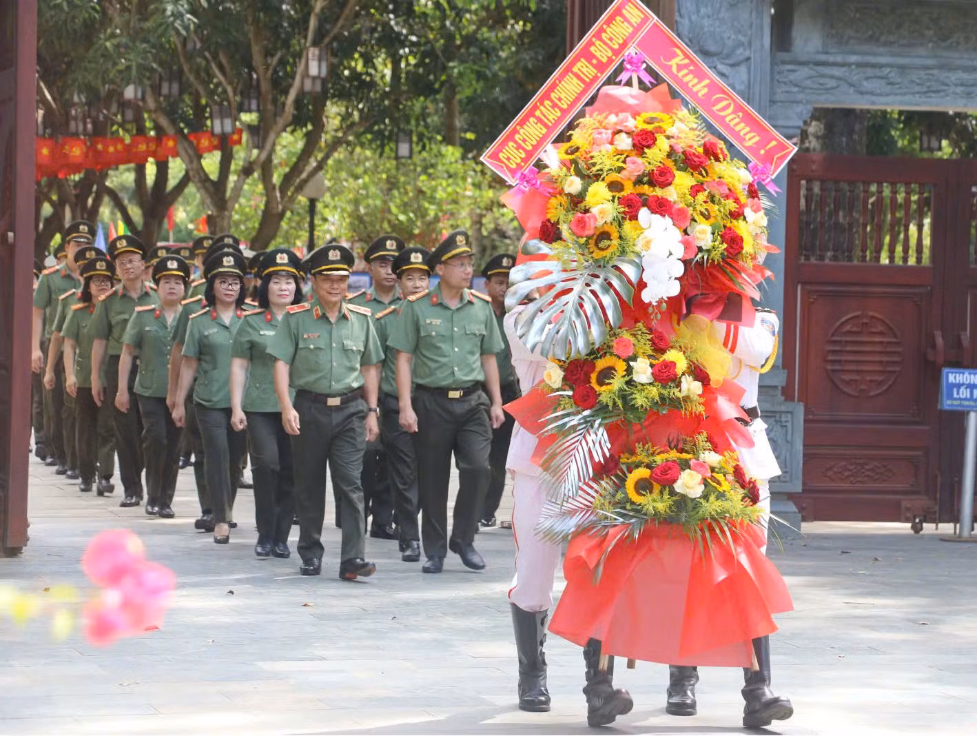 Cục Công tác Chính trị: Tổ chức nhiều hoạt động ý nghĩa tại Khu di tích lịch sử Quốc gia đặc biệt Kim Liên -0