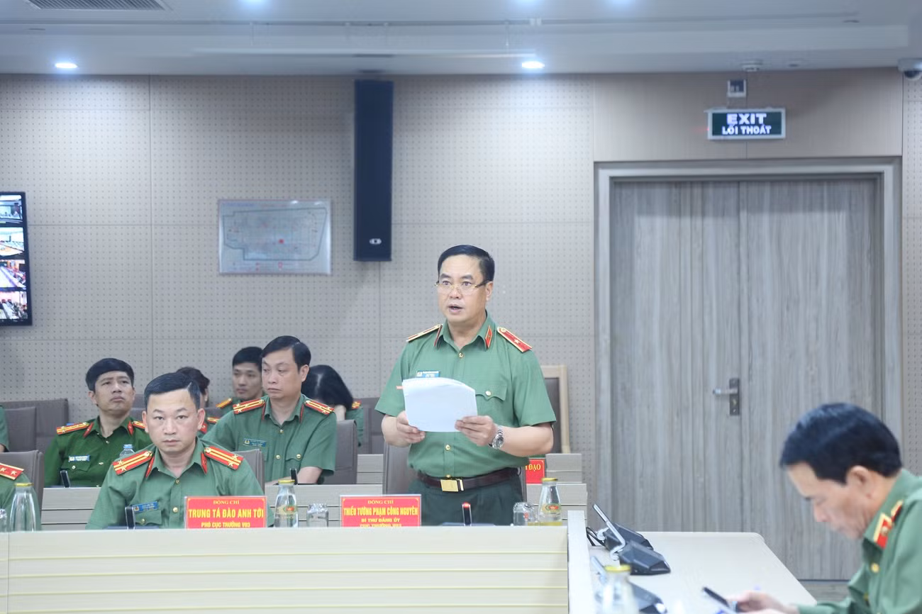 Quán triệt chủ trương, định hướng sửa đổi, bổ sung một số điều của Hiến pháp năm 2013 trong CAND -0