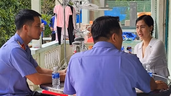 Cơ quan điều tra Viện KSND Tối cao làm việc với gia đình nữ sinh tử vong do tai nạn ở Vĩnh Long