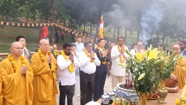 Tổng thống Sri Lanka Anura Kumara Disanayaka thăm chùa Bái Đính