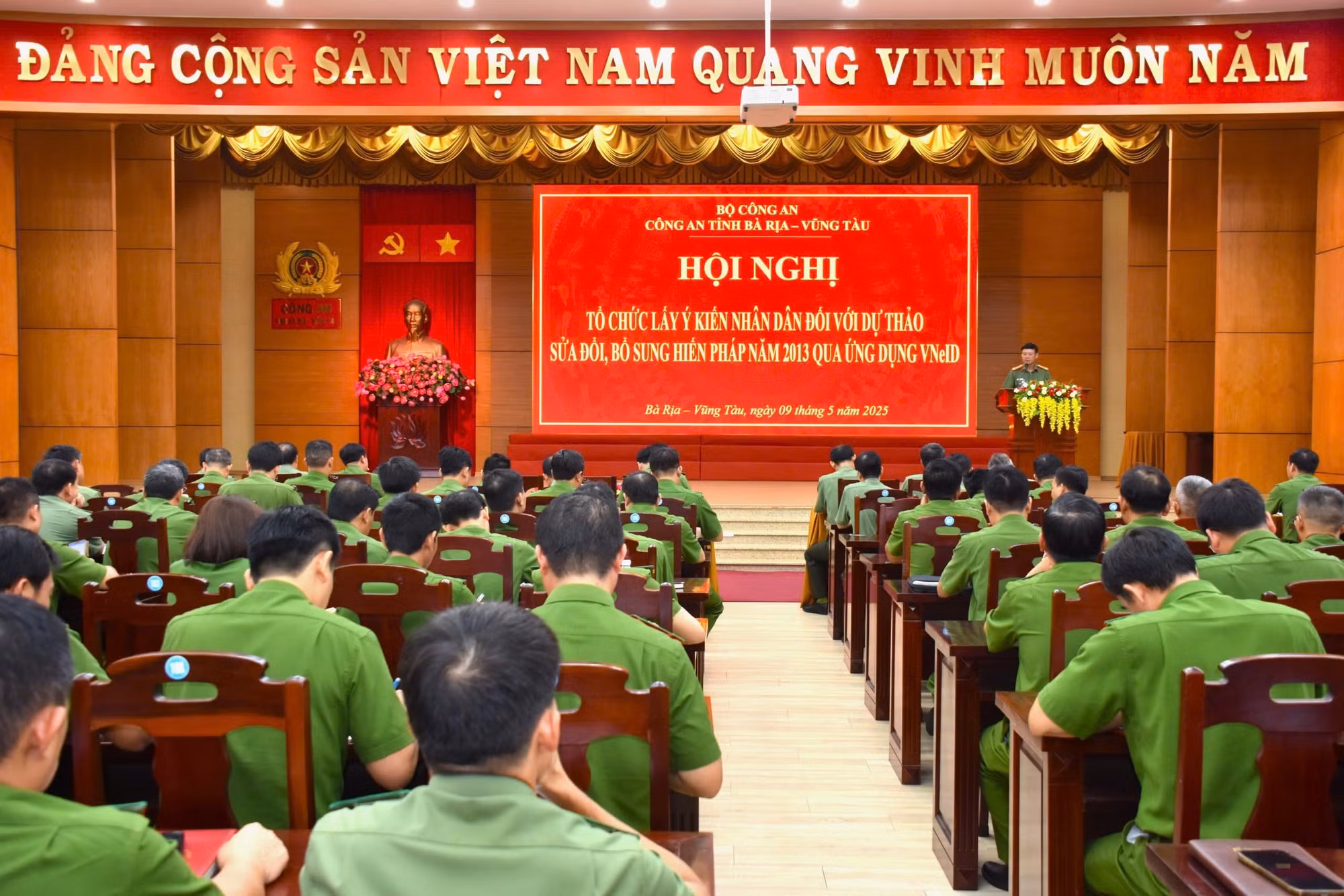 Công an tỉnh đầu tiên triển khai lấy ý kiến nhân dân về Dự thảo sửa đổi Hiến pháp -0