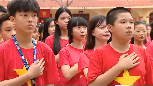 Hải Phòng rực rỡ cờ hoa hướng tới kỷ niệm 70 năm ngày giải phóng