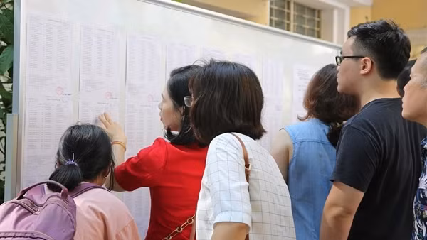 Giảm bớt áp lực cho học sinh trong kỳ thi tuyển sinh vào lớp 10 công lập