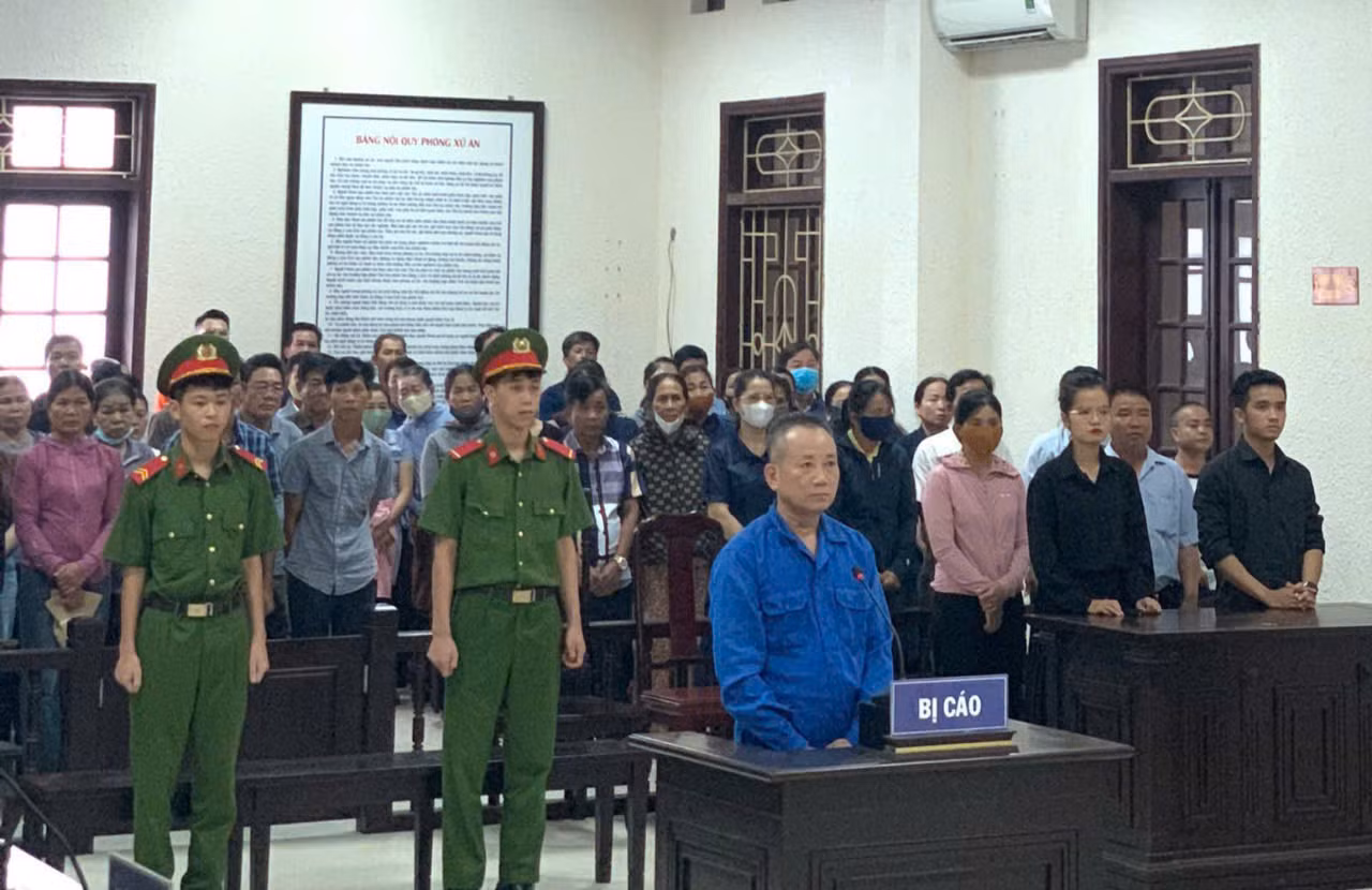 Sau phút cuồng ghen là những mạng người -0