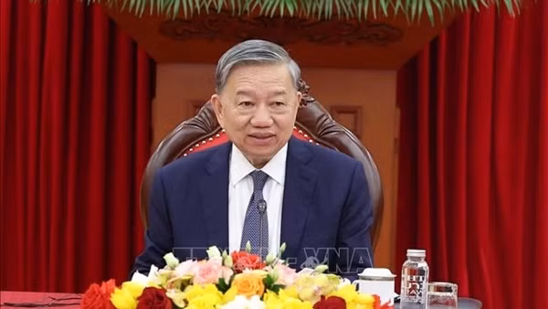 Xây dựng Đề án, lộ trình từng bước tiến tới miễn viện phí toàn dân giai đoạn 2030 - 2035