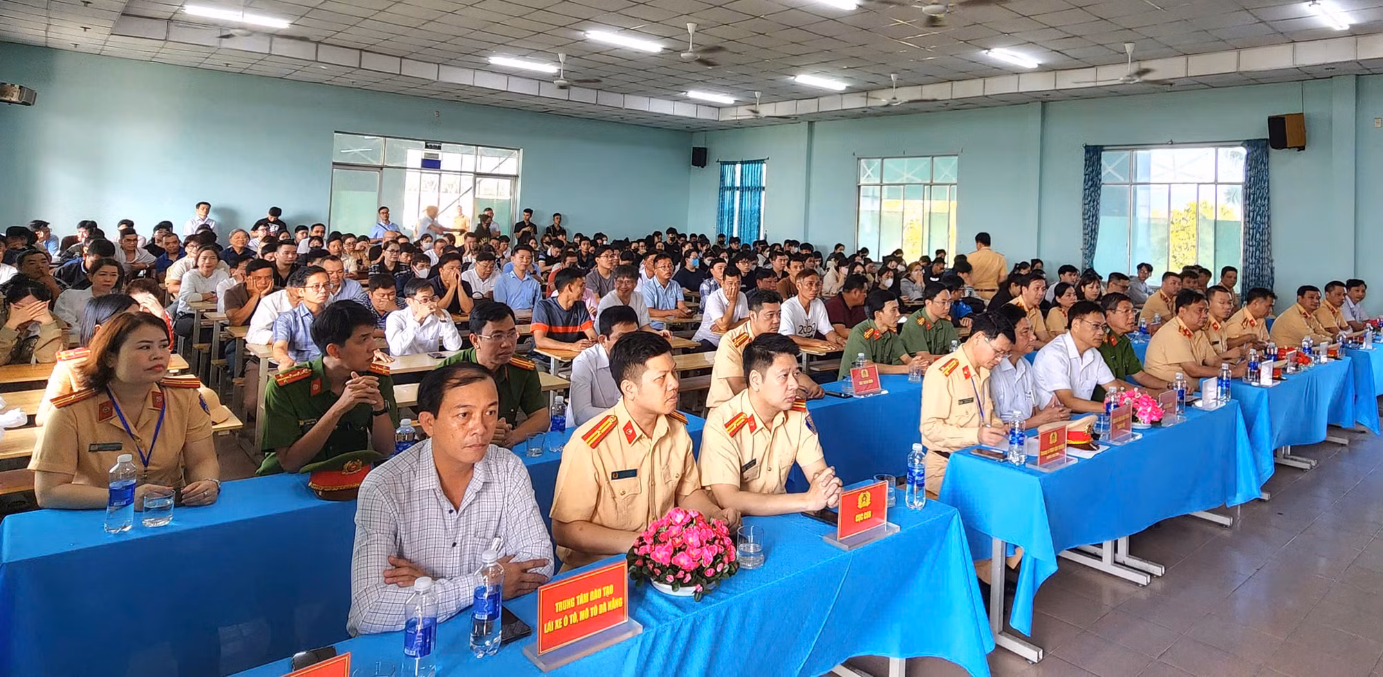 Công an TP Đà Nẵng tổ chức kỳ sát hạch lái xe đầu tiên: 