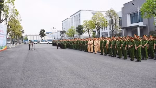 Phát động phong trào thi đua học tập gương hy sinh của Thiếu tá Nguyễn Đăng Khải