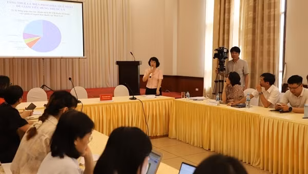 Tiếp tục đề xuất tăng thuế thuốc lá để giảm tỷ lệ người hút
