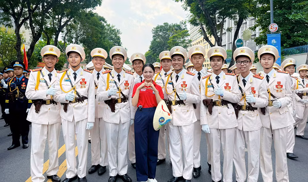 2 duyen quynh.jpg -1