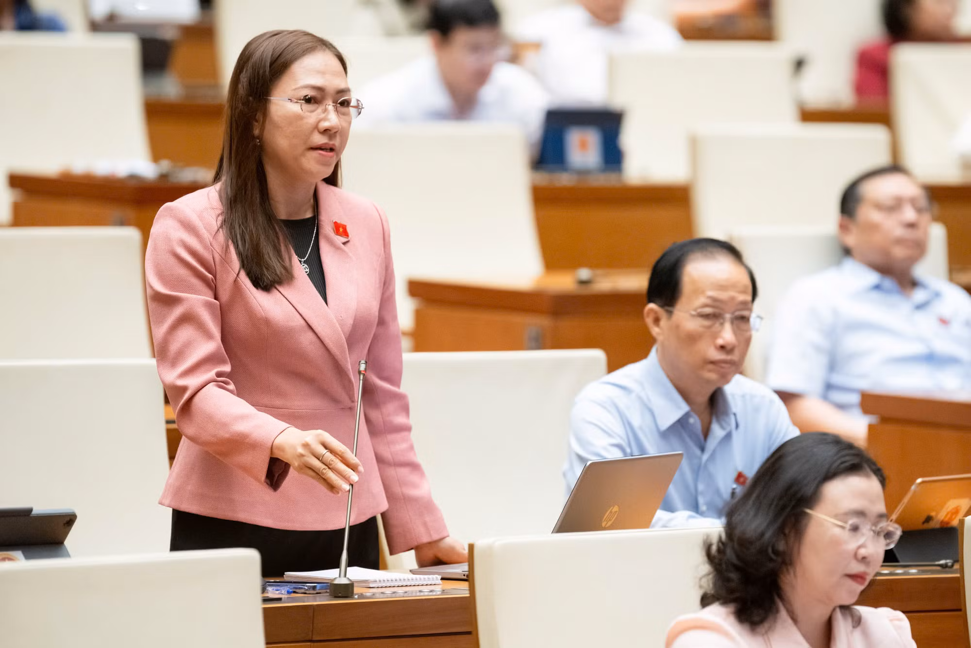 Áp thuế tiêu thụ đặc biệt đối với nước giải khát có hàm lượng đường trên 5g/100ml trước hết là để bảo vệ sức khỏe nhân dân -0