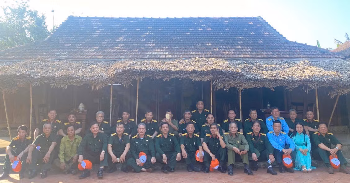 Kỷ niệm 71 năm chiến thắng Điện Biên Phủ: Thăm nhà Đại tướng bên dòng Kiến Giang -0