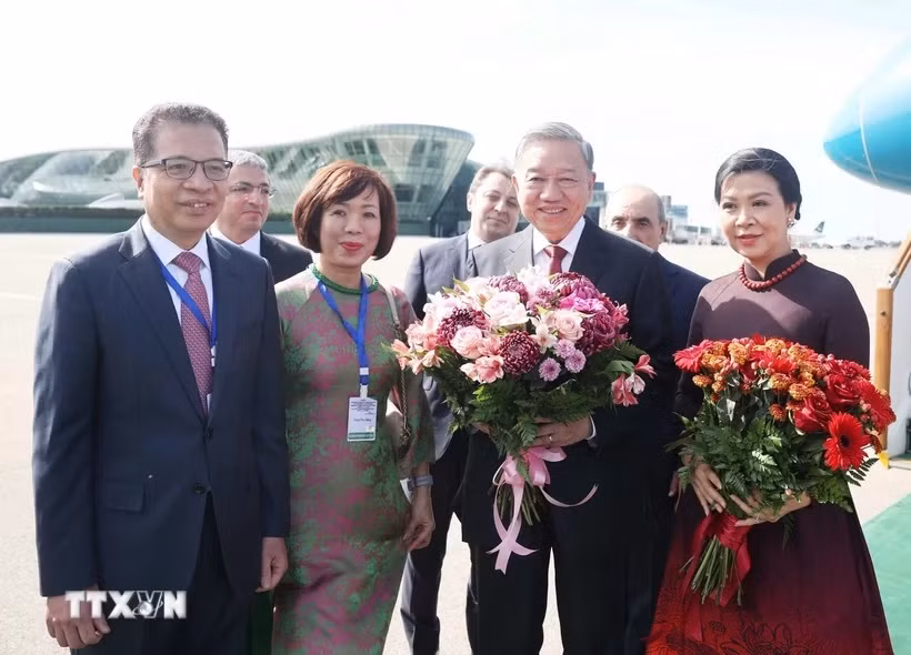 Tổng Bí thư Tô Lâm và Phu nhân bắt đầu thăm cấp Nhà nước Cộng hòa Azerbaijan -0