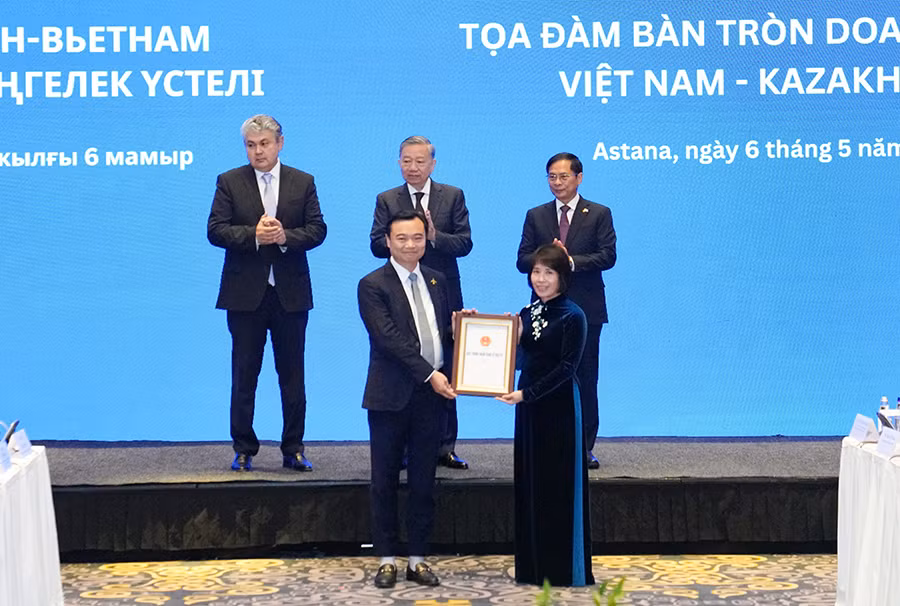 Vietjet ra mắt hãng hàng không Vietjet Qazaqstan -0