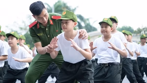 Cảnh giác với trò lừa mạo danh “Học kỳ Công an”, "Trại hè Quân đội"