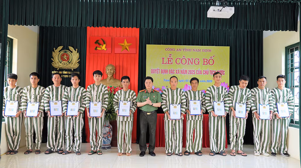 Đặc xá – Ngày về sớm của phạm nhân biết hối cải -0