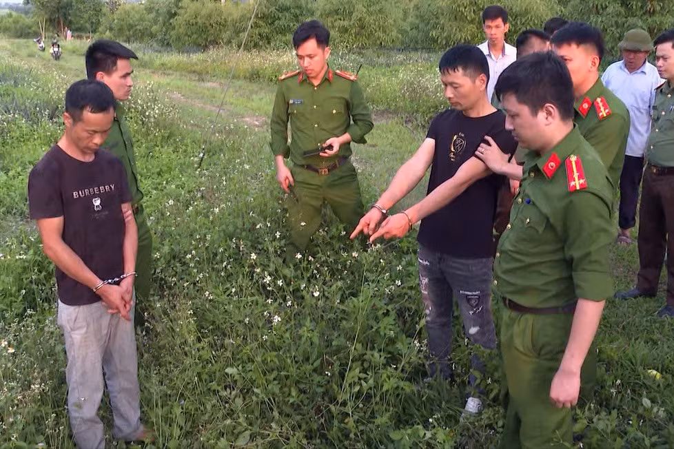 Thực nghiệm hiện trường vụ án xâm hại lăng mộ vua Lê Túc Tông -0