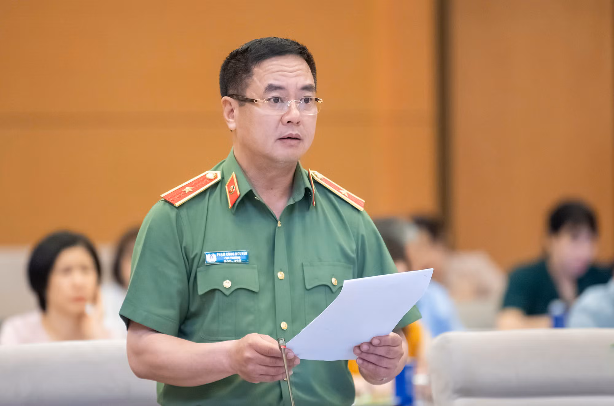a nguyên.jpg -0