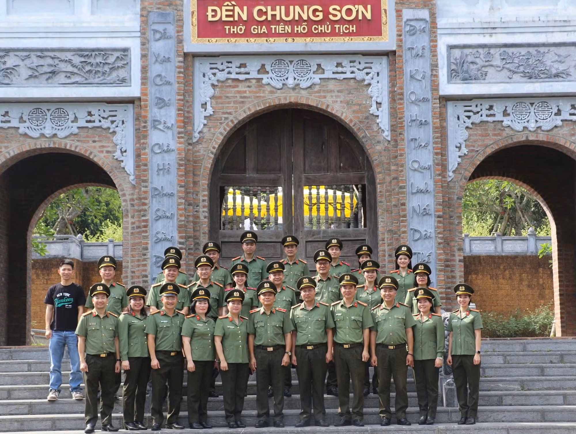 Cục Công tác Chính trị: Tổ chức nhiều hoạt động ý nghĩa tại Khu di tích lịch sử Quốc gia đặc biệt Kim Liên -0