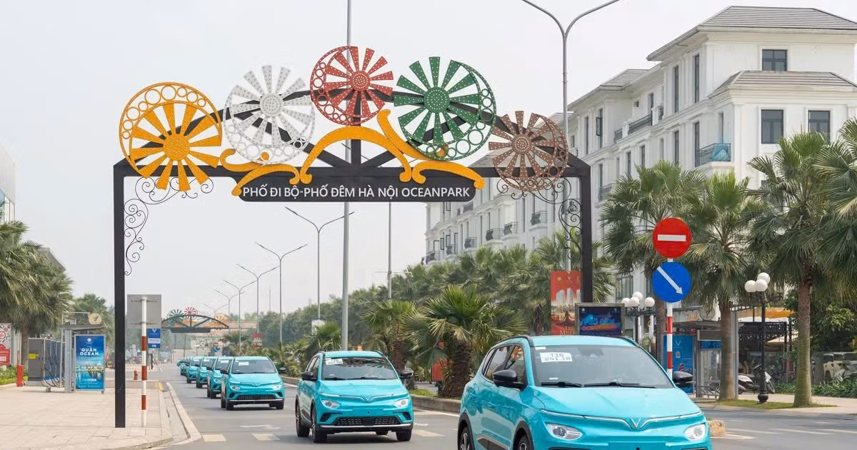 Năm 2030: 100% taxi trên địa bàn Hà Nội sử dụng điện, năng lượng xanh -0