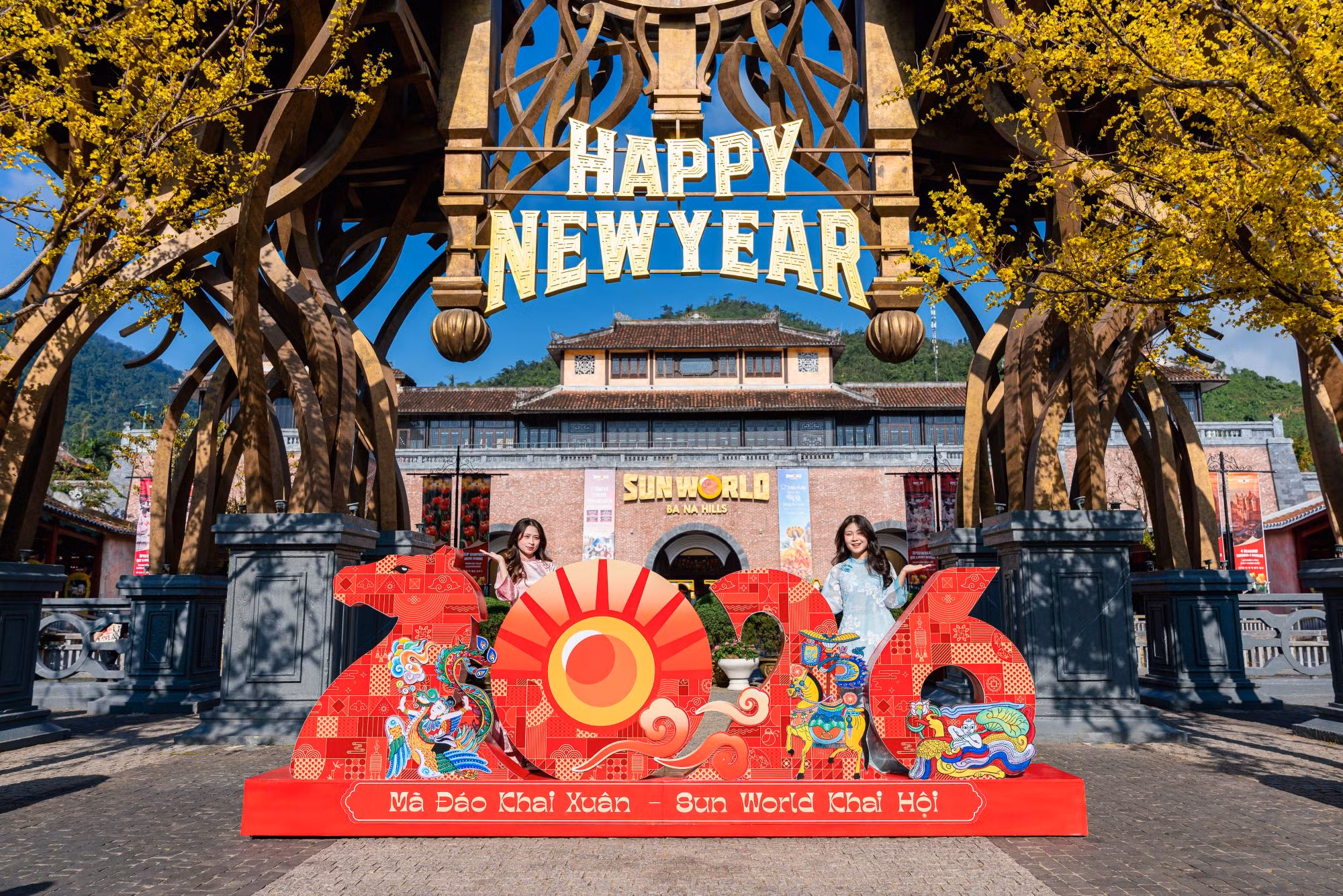 Hàng nghìn du khách đón Tết Bính Ngọ cùng hơn triệu bông tulip tại Sun World Ba Na Hills -0
