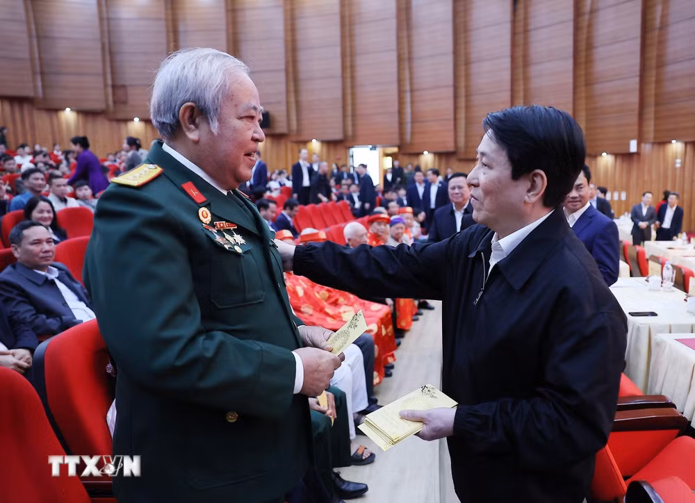 Chủ tịch nước thăm chúc Tết Đảng bộ, chính quyền, nhân dân tỉnh Lào Cai -0