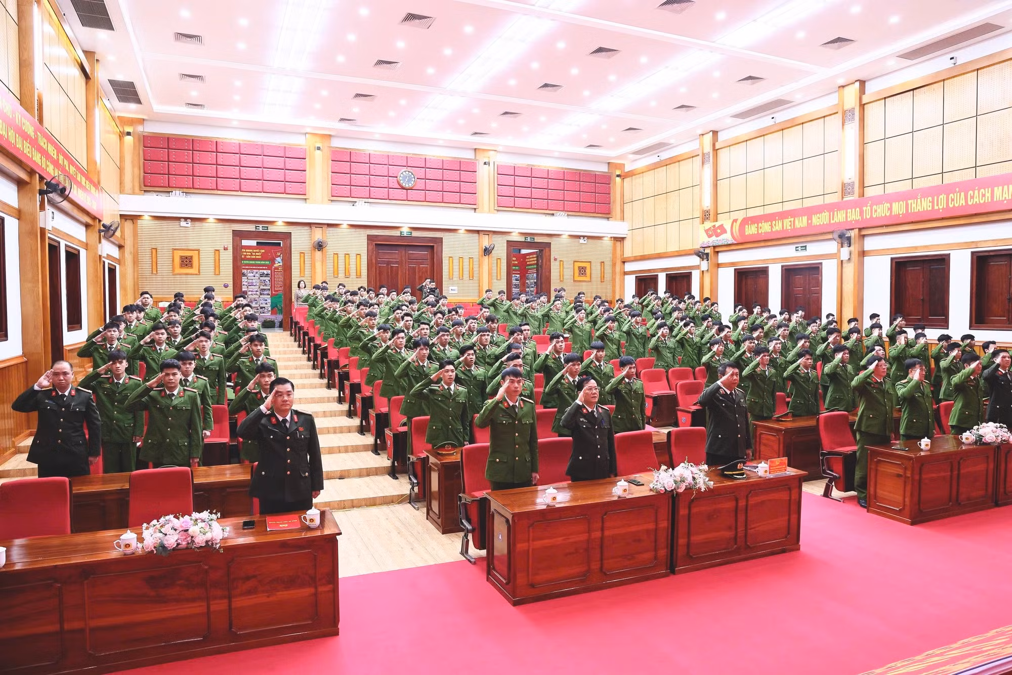Tuyên Quang: Hành trình viết tiếp ước mơ - Từ chiến sĩ nghĩa vụ thành chiến sĩ CAND -1