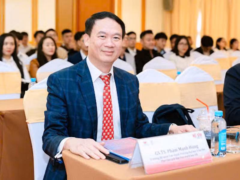 Người thầy thuốc có “đôi bàn tay vàng” -0