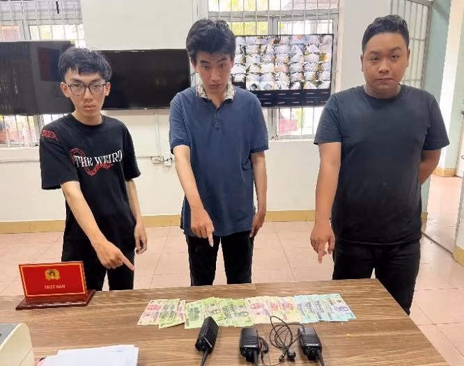 Bắt nhóm giả danh Công an để cưỡng đoạt tài sản -0