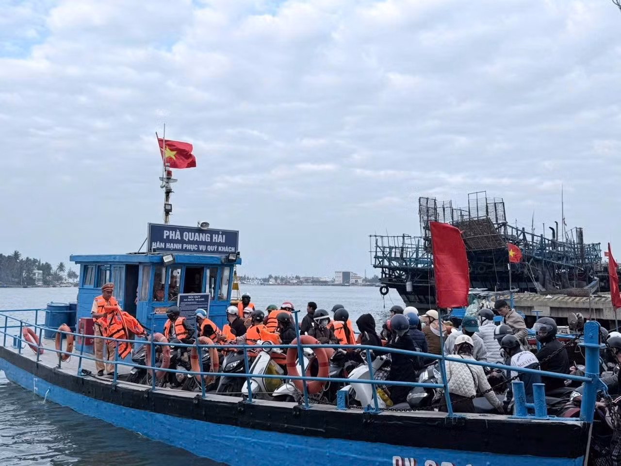 Đà Nẵng quyết liệt các giải pháp đảm bảo TTATGT đường thủy, giữ bình yên tuyến sông mùa lễ hội -3