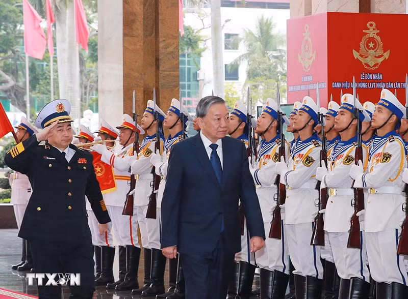 Phát biểu của Tổng Bí thư Tô Lâm tại Lễ đón nhận Danh hiệu Anh hùng Lực lượng Vũ trang Nhân dân của Quân chủng Hải quân -1
