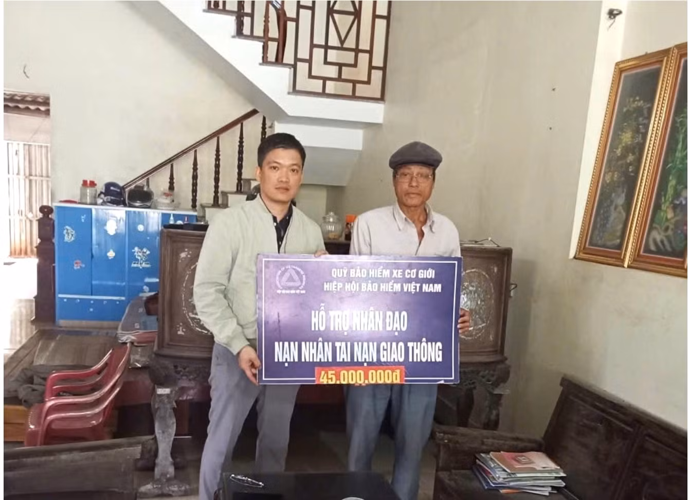 Hỗ trợ nhân đạo các gia đình nạn nhân tai nạn giao thông tại Quảng Ngãi, Thanh Hóa -0