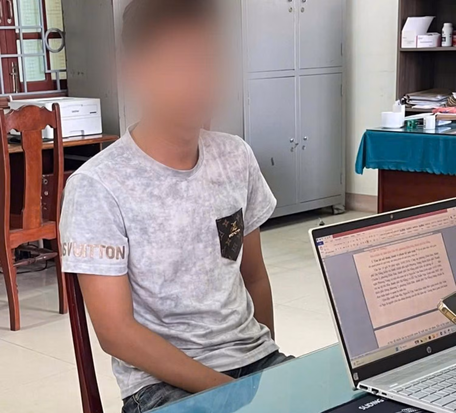 Bắt quả tang đối tượng cưỡng dâm người yêu cũ -0