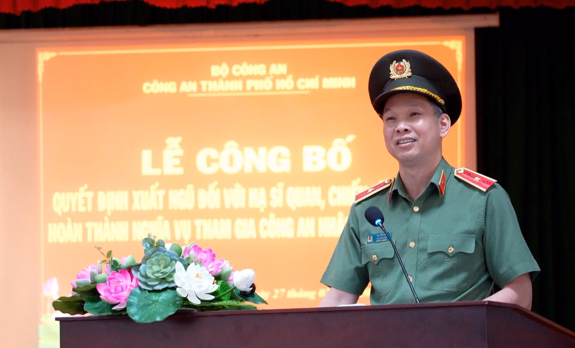 Công an TP Hồ Chí Minh trao quyết định xuất ngũ cho 1.032 hạ sĩ quan, chiến sĩ nghĩa vụ -0