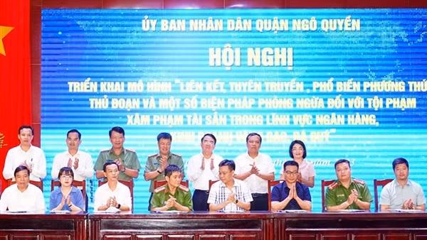Tạo “hệ thống khép kín” ngăn ngừa cướp ngân hàng, tiệm vàng